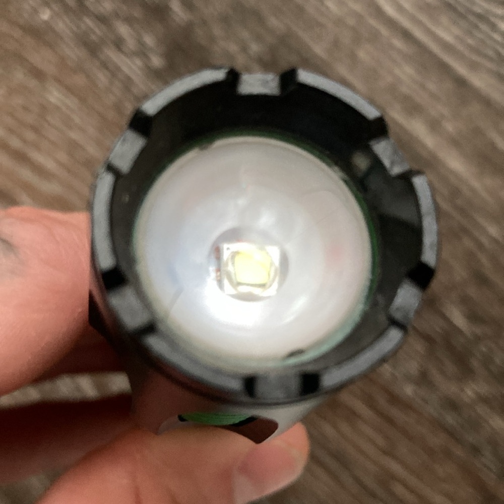 Led flashlight - Picture 2 of 5